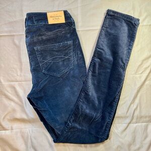 A&F Mid Rise Jeggings - Navy 00R